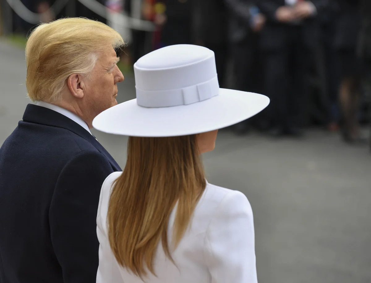 Melania Trump auctions off her hat, and has become the latest victim of the cryptocurrency crash