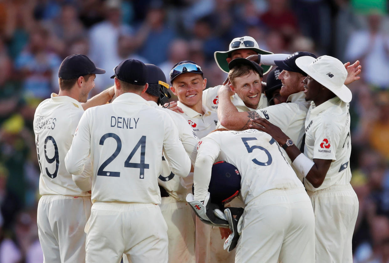 Cricket - Ashes 2019 - Fifth Test - England v Australia - Kia Oval, London, Britain - September 15, 2019   England's Joe Root celebrates with teammates after taking a catch to dismiss Australia's Josh Hazlewood to give England victory in the fifth test  Action Images via Reuters/Paul Childs