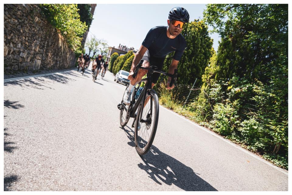 Sam Gupta riding a Campagnolo Super Record Wireless equipped bike