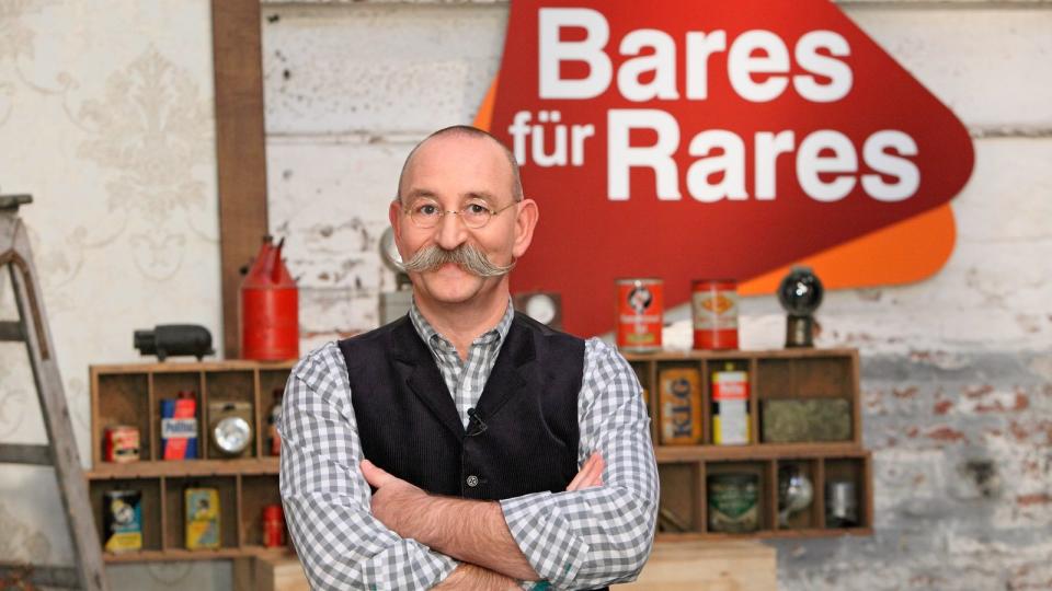 "In dem Moment, in dem ich merke, ich habe nicht mehr die Lust oder es wird zur Belastung, dann höre ich auf", sagt Horst Lichter über seine Zukunft bei "Bares für Rares". Noch sei er für einen Abschied von der Show aber zu jung. (Bild: ZDF / Frank Hempel)