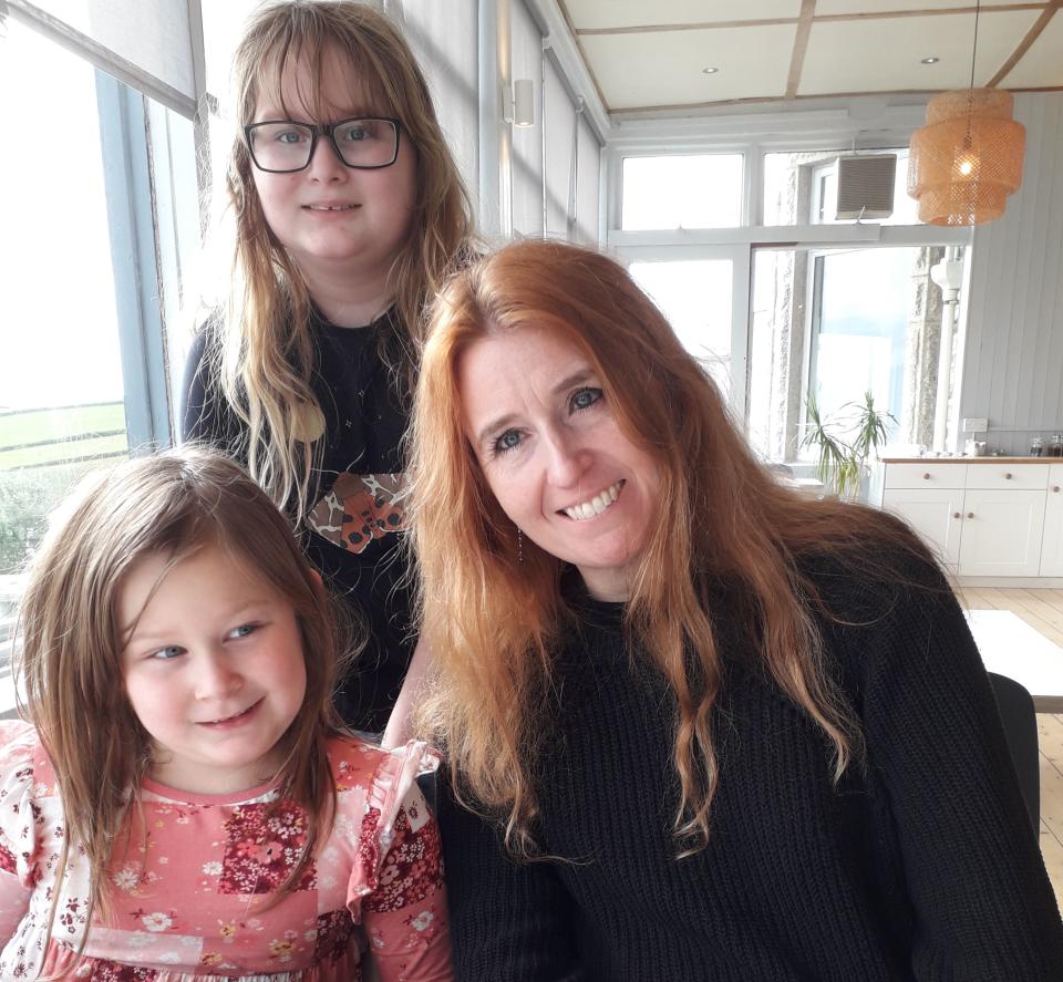 Lucinda Hart, pictured with her two daughters Rafi and Alfreida. (Supplied)