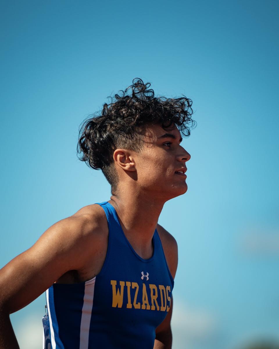Washingtonville's Elijah Mallard prepares for the 400m hurdles during the 2022 NYSPHSAA Outdoor Track and Field Championships in Syracuse on Friday, June 10, 2022.