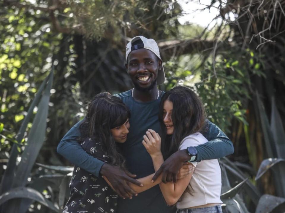 Jamal Mohammed with his ‘second family’ in Tel Aviv (IOC)