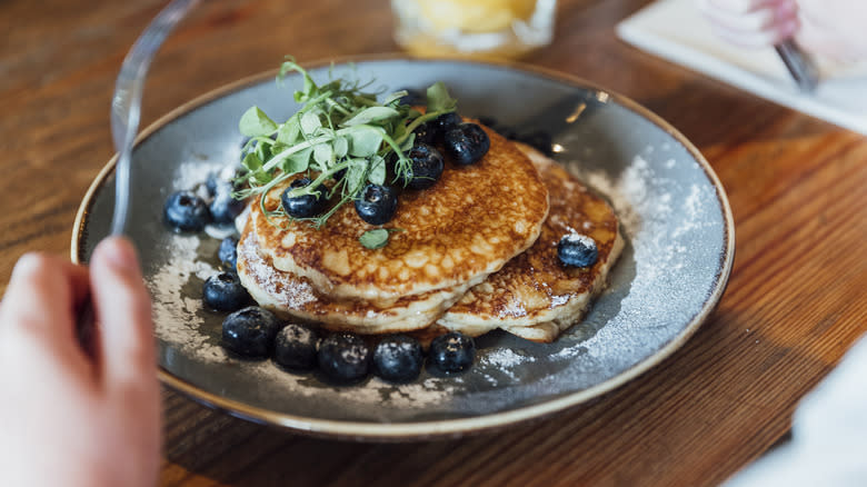 plate of pancakes