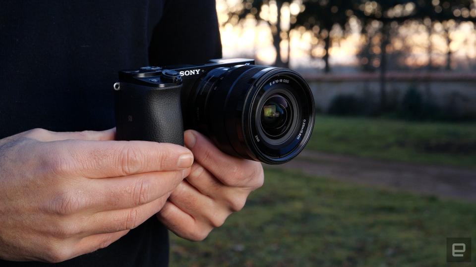 Sony A6100 mirrorless camera review