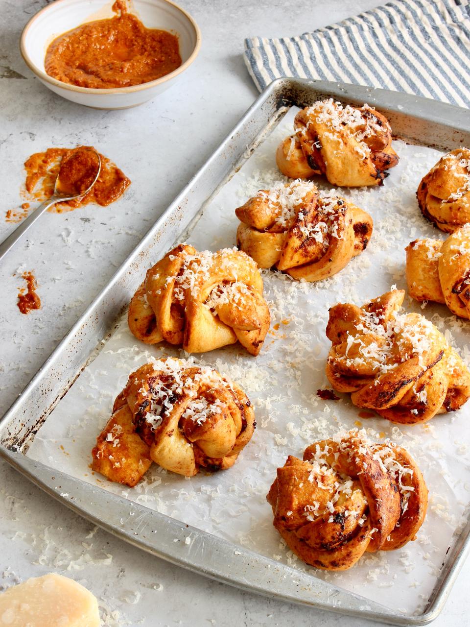 These cheesy bites make for a perfect appetiser (Easy Peasy Baking Campaign)