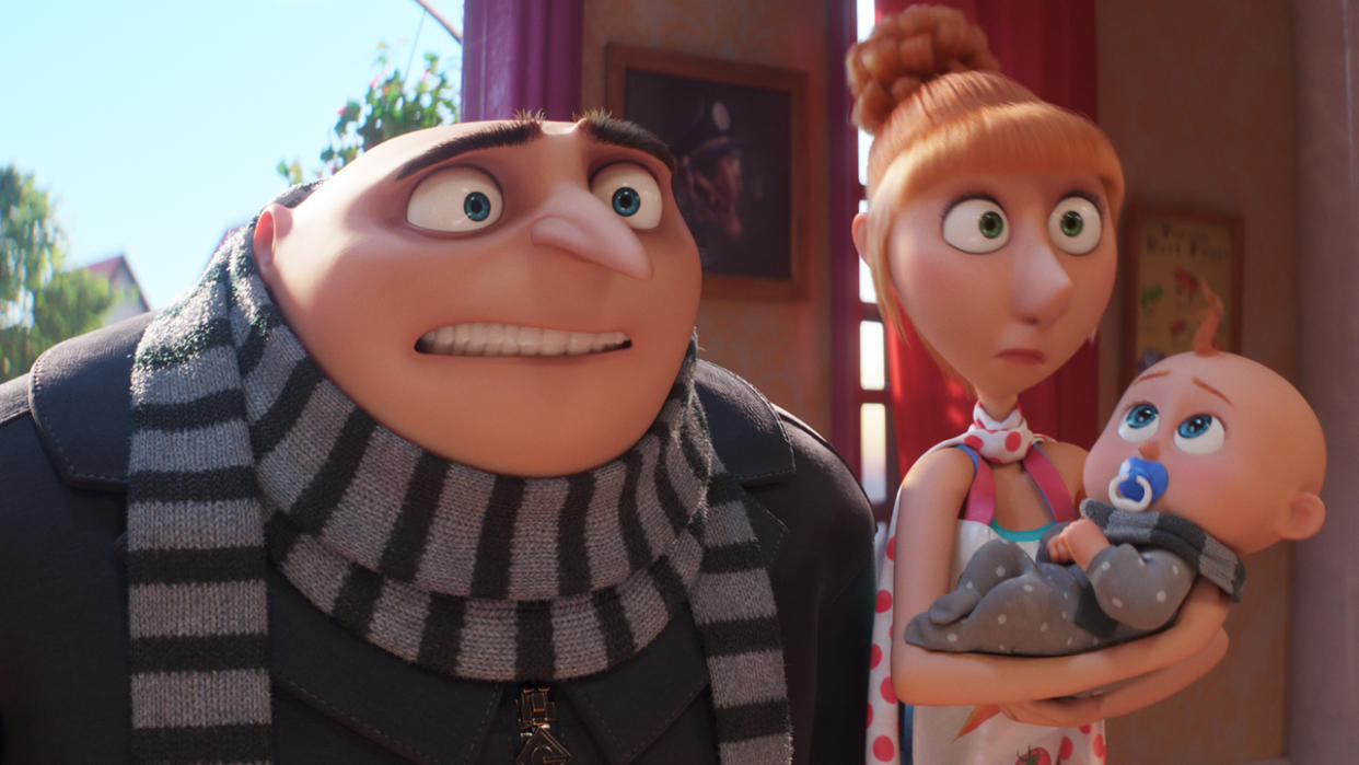  Gru (Steve Carell), Lucy (Kristen Wiig) and Gru Jr. in Despicable Me 4. 