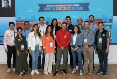 Diez empresas hispanas emergentes fueron elegidas como finalistas para participar del Programa de PepsiCo Greenhouse Accelerator: Edición Juntos Crecemos, una iniciativa de seis meses de mentoría que ha sido diseñada para acelerar el crecimiento de productos, servicios y soluciones tecnológicas en la industria de alimentos y bebidas.