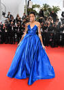 <p>The model had a total Cinderlla moment in a strapless blue gown from Zuhair Murad. (Photo: George Pimentel/WireImage) </p>