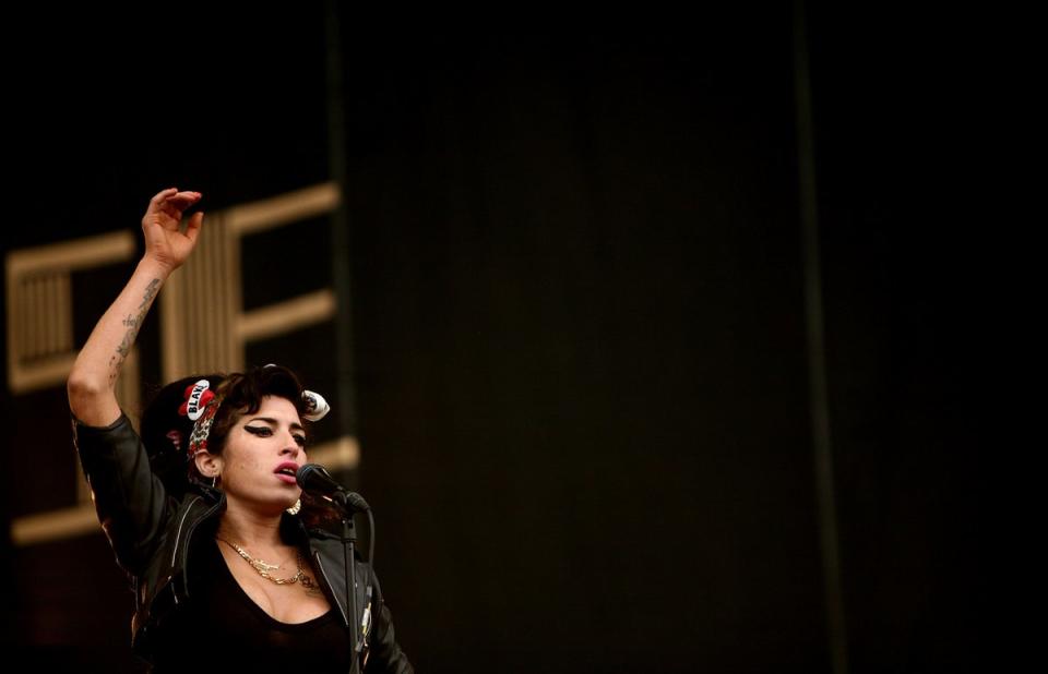 Winehouse on stage in 2008 (Getty Images)