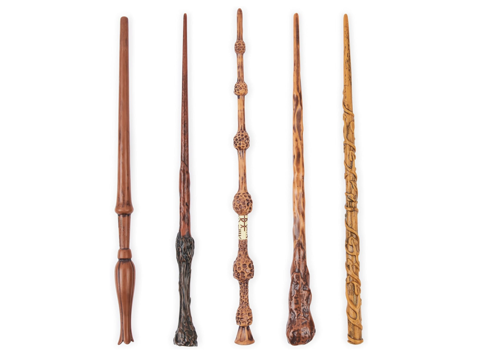 Spin Master Wizarding World Harry Potter Charming Wand Assorted 6061848 (Photo: Amazon)