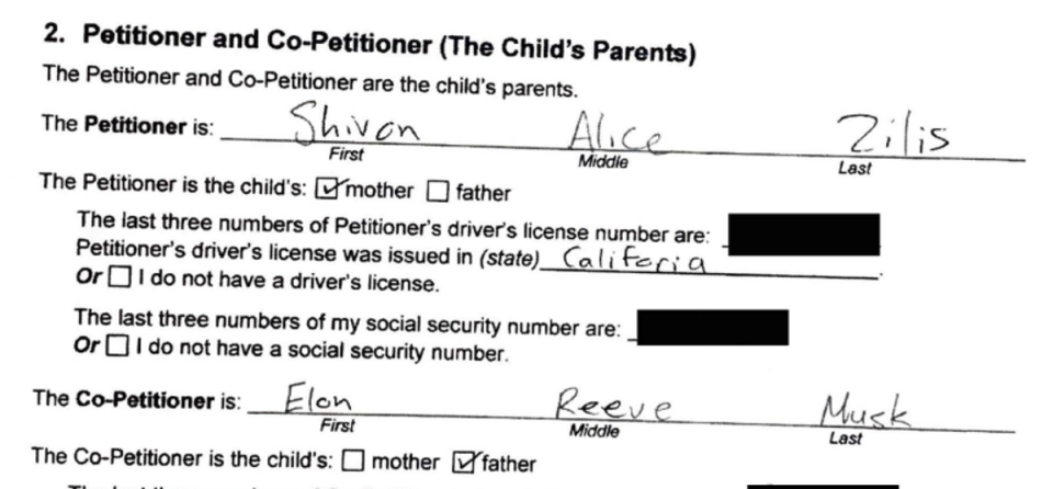 Una captura de pantalla de los documentos del tribunal de Texas que muestran que Musk y la ejecutiva de Neuralink, Shivon Alice Zilis, solicitaron un cambio de nombre para los niños que tuvieron juntos (District Court of Travis County Texas)