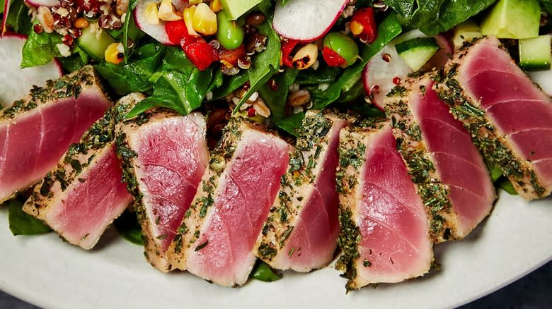 Firebirds Seared Tuna Superfood Salad