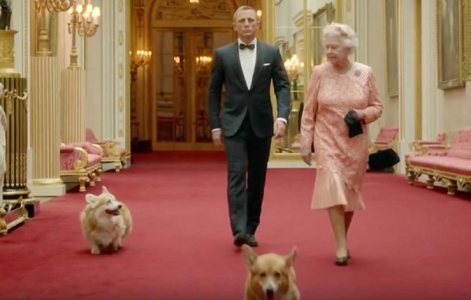 Chi erediterà e si prenderà cura degli animali della Regina Elisabetta?