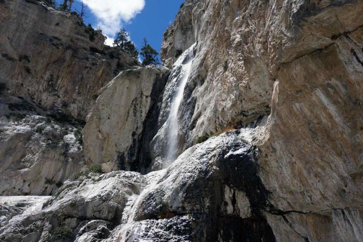 Nevada: Mary Jane Falls