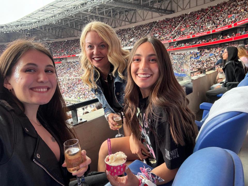 Sanna Root and her two bonus daughters at the Eras tour in Lyon, France.