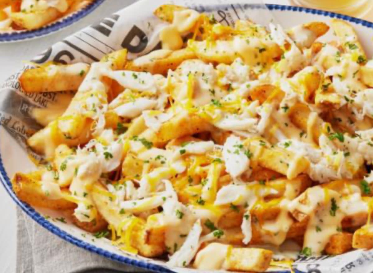 Crabby Cheese Fries