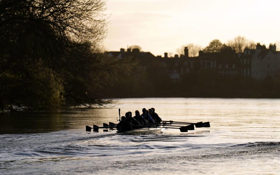 Oxford rowers in training