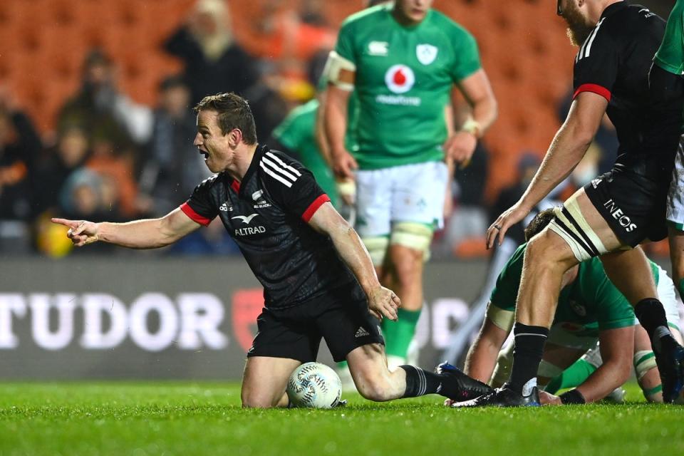 Maori All Blacks captain Brad Weber scored one of four tries for his side (Getty Images)