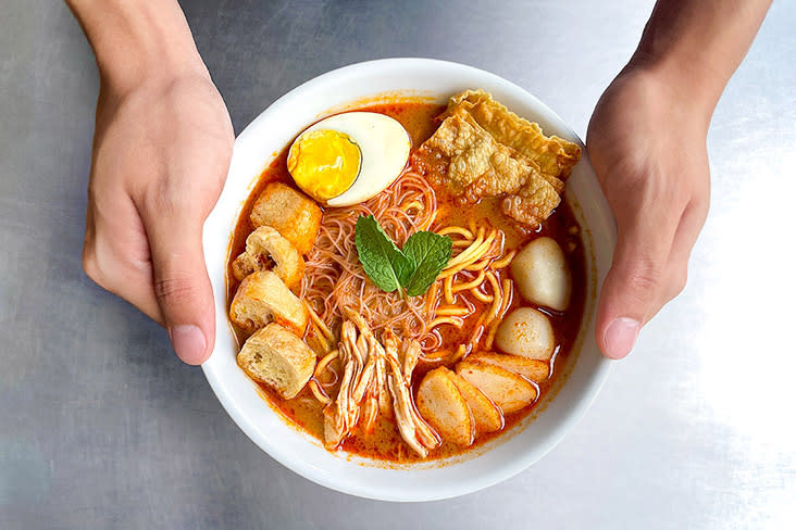 For fans, there’s no curry mee quite like Penang curry mee.