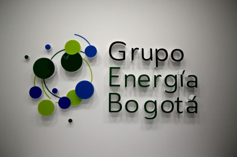 Foto de archivo. El logo del colombiano Grupo de Energía de Bogotá, en su sede de Bogotá