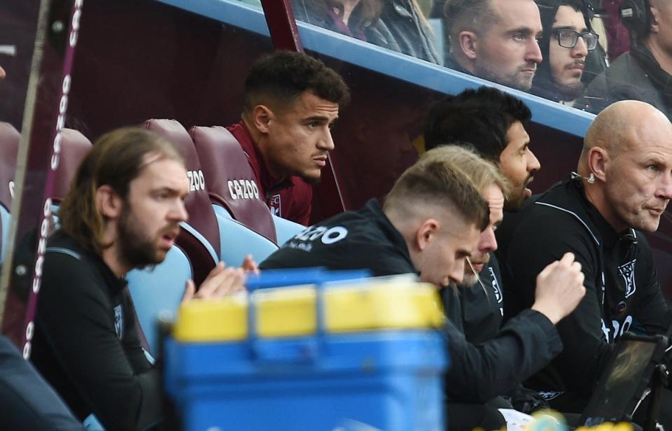 Philippe Coutinho on the substitutes bench (REUTERS)