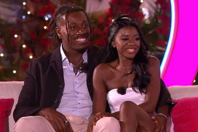 <p>Hulu</p> Shaq Muhammad and Tanya Manhenga on 'Love Island UK'.