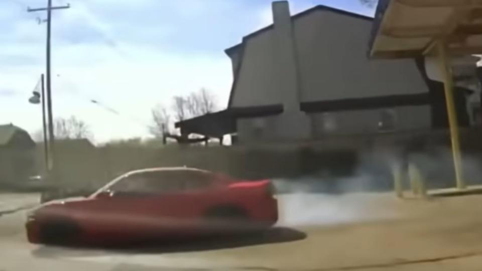 Dodge Charger Chase Exposes The Muscle Car’s Big Weakness