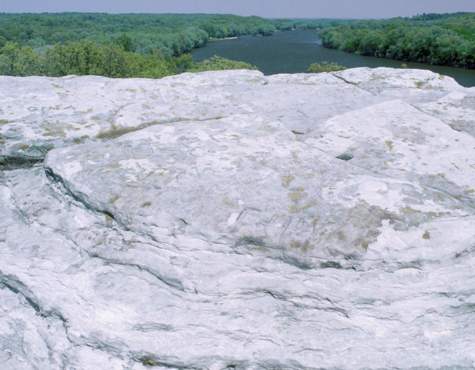 Photo of a rocky overlook at the Castle Rock State Park