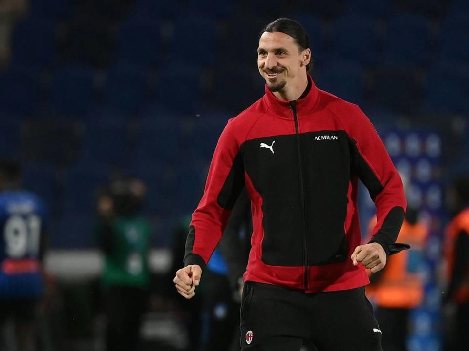 Ibrahimovic am linken Knie operiert