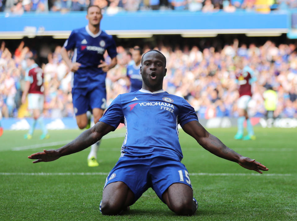 Football Soccer Britain - Chelsea v Burnley - Premier League - Stamford Bridge - 27/8/16 Chelsea's Victor Moses celebrates scoring their third goal Reuters / Eddie Keogh Livepic EDITORIAL USE ONLY. No use with unauthorized audio, video, data, fixture lists, club/league logos or "live" services. Online in-match use limited to 45 images, no video emulation. No use in betting, games or single club/league/player publications. Please contact your account representative for further details.