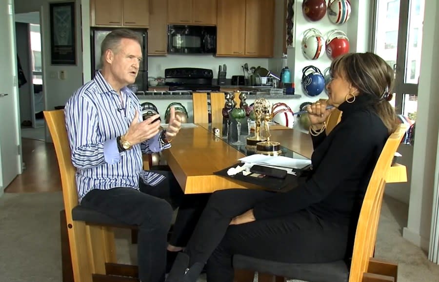 Frank Somerville talks to Pam Moore at his Oakland home on Dec. 13, 2023. (KRON4 image)