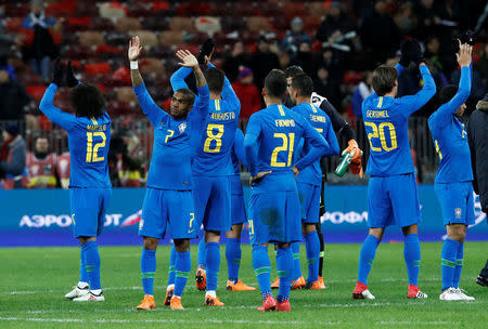 Soccer Football - International Friendly - Russia vs Brazil - Luzhniki Stadium, Moscow, Russia - March 23, 2018 Brazil players applaud the fans after the match REUTERS/Sergei Karpukhin