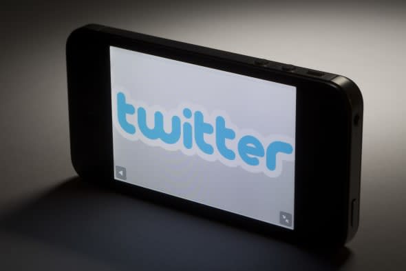 Twitter's IPO Spurs Horse Race Among Exchanges Seeking Listing