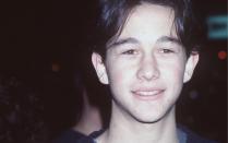 Auch Joseph Gordon-Levitt hat mal klein angefangen - so sah er 1999 aus, als er in "Hinterm Mond gleich links" mitspielte. (Bild: Brenda Chase / Getty Images)