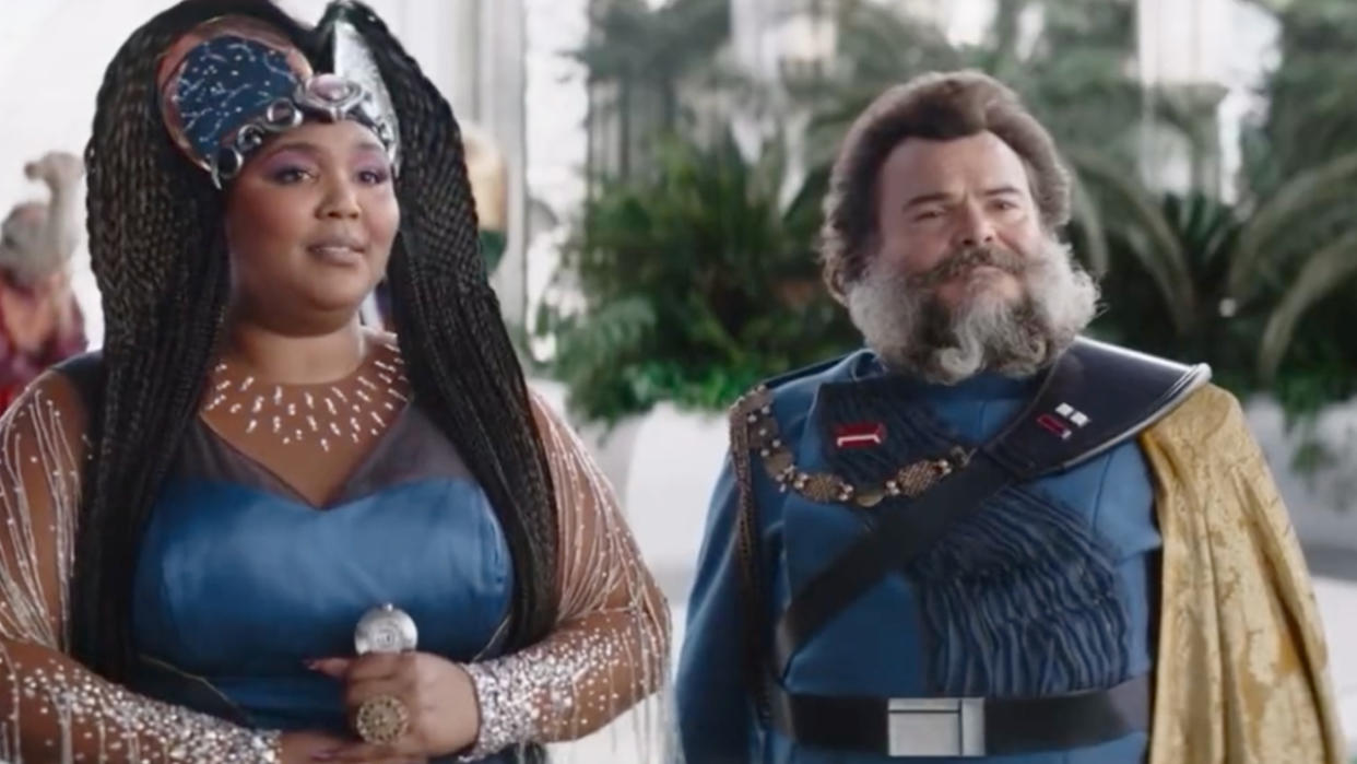  Lizzo and Jack Black in the Mandalorian 