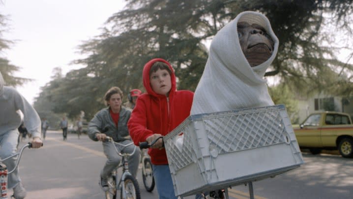 Bikes prepare to fly in E.T.