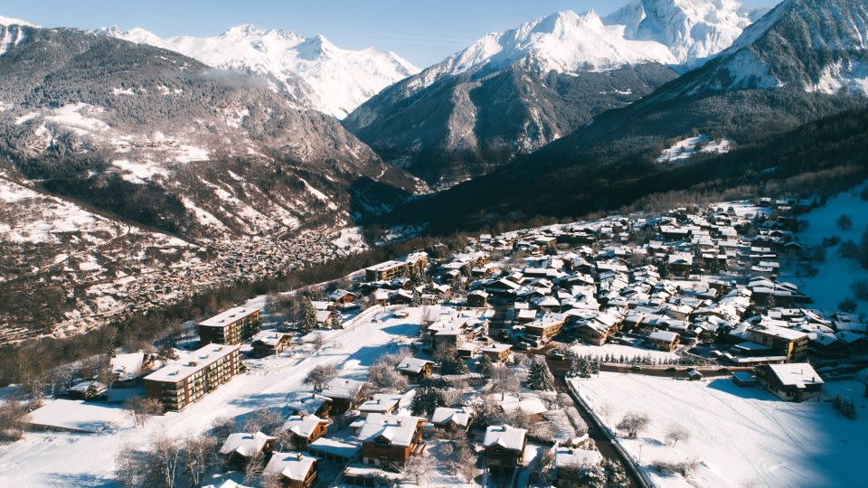 Le Praz - a traditional and beautiful mountain village. - Courchevel Tourisme