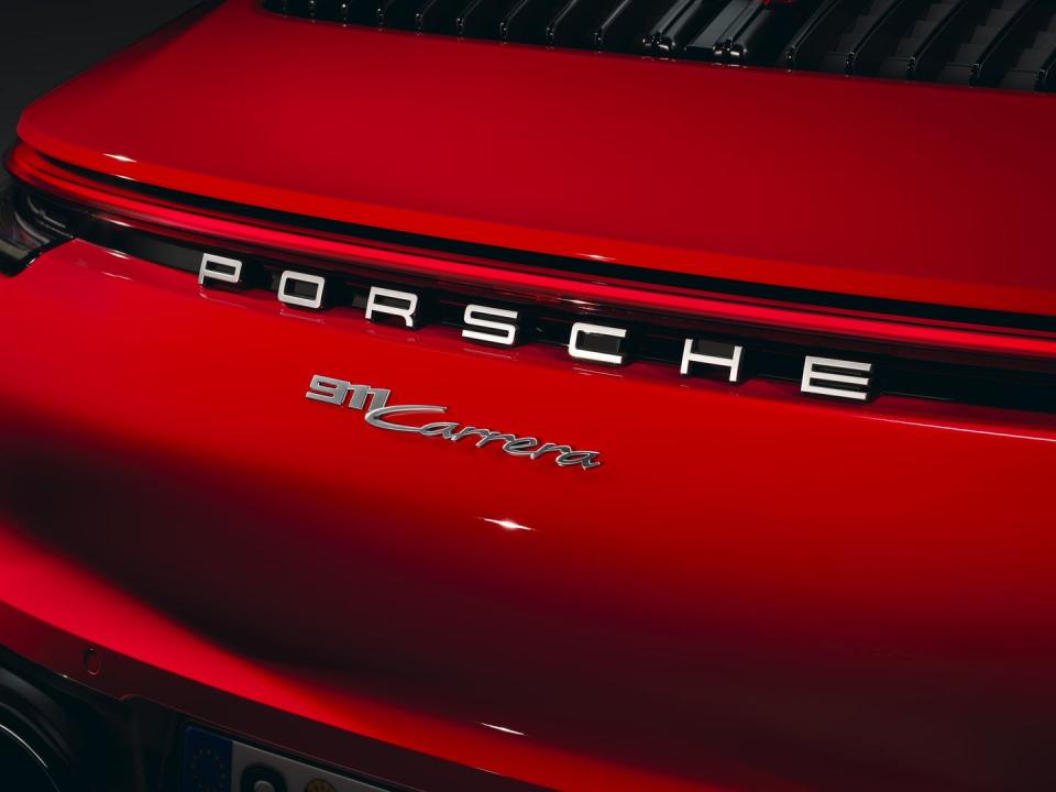 Photos of the 2020 Porsche 911 Carrera and 911 Carrera Cabriolet