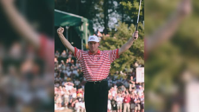 ELS Ernie Els, of South Africa, reacts after finishing the U.