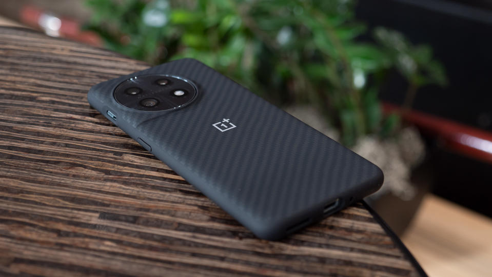 The OnePlus 11 in the official Aramid Fiber case