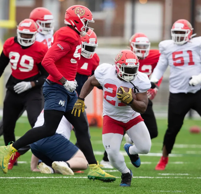 New Jersey Generals running back Darius Victor carries the ball during practice, Friday, March 24, 2023, in Canton.