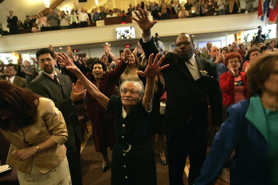 <span class="caption">A Pentecostal congregation in New York: one of the world’s fastest-growing religious movements.</span> <span class="attribution"><span class="source">GettyImages</span></span>