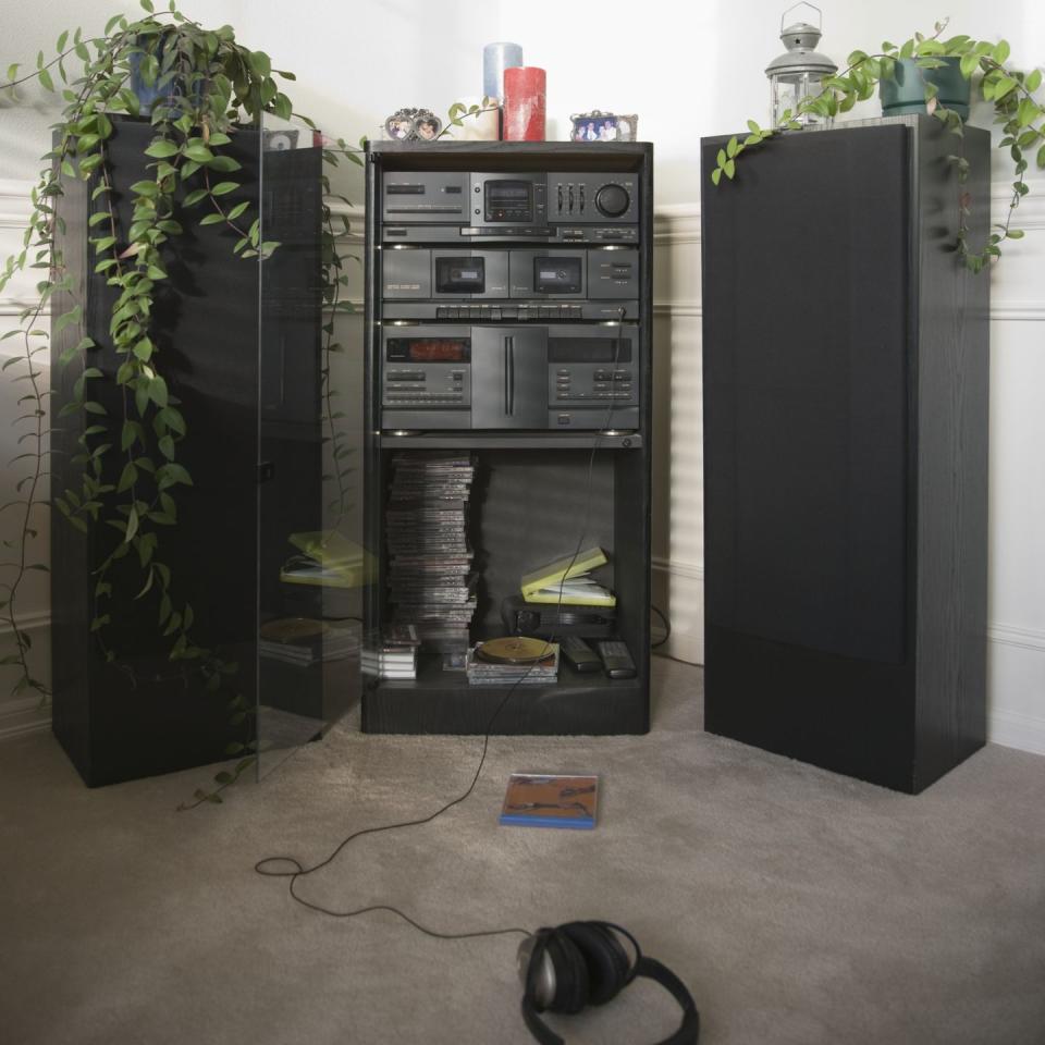 <p>In the '70s, stereos were whole systems, some so intricate they rose in towers, up the wall. The modern equivalent, a tiny speaker that plays music from cell phones, can't compete.</p>