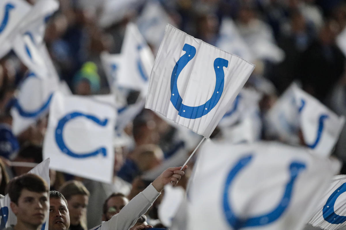 Colts announce 2021 training camp schedule with fans, 100% capacity for  games