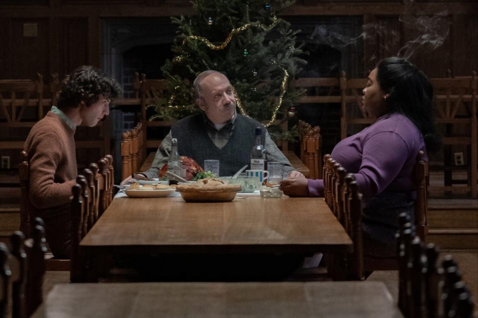 Dominic Sessa, Paul Giamatti and Da’Vine Joy Randolph in The Holdovers (Seacia Pavao)