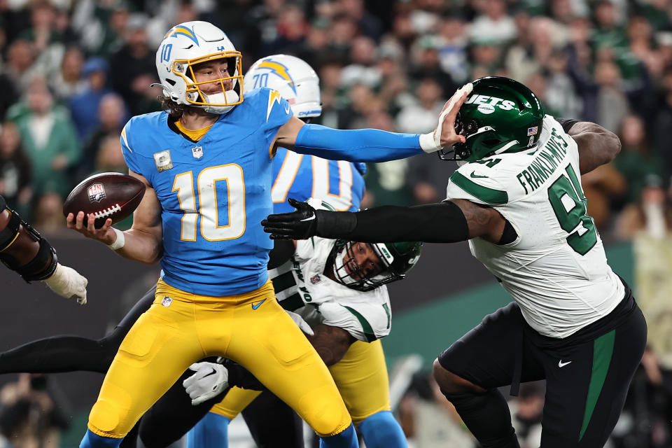 The Chargers shut down the Jets on Monday night at MetLife Stadium for their second straight win.