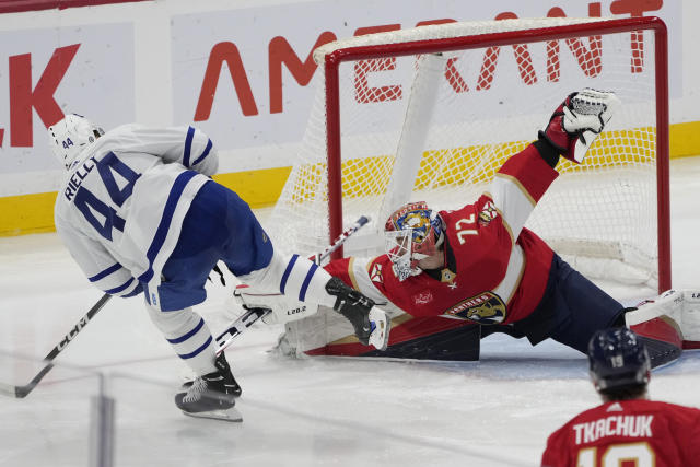 Toronto Maple Leafs beat by Florida Panthers in Game 3