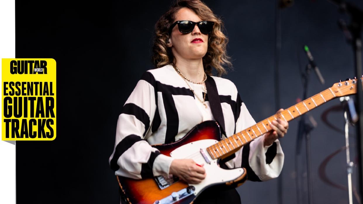  Anna Calvi performs at TOdays Festival 2023 at sPAZIO211 in Turin, Italy on August 26, 2023. 
