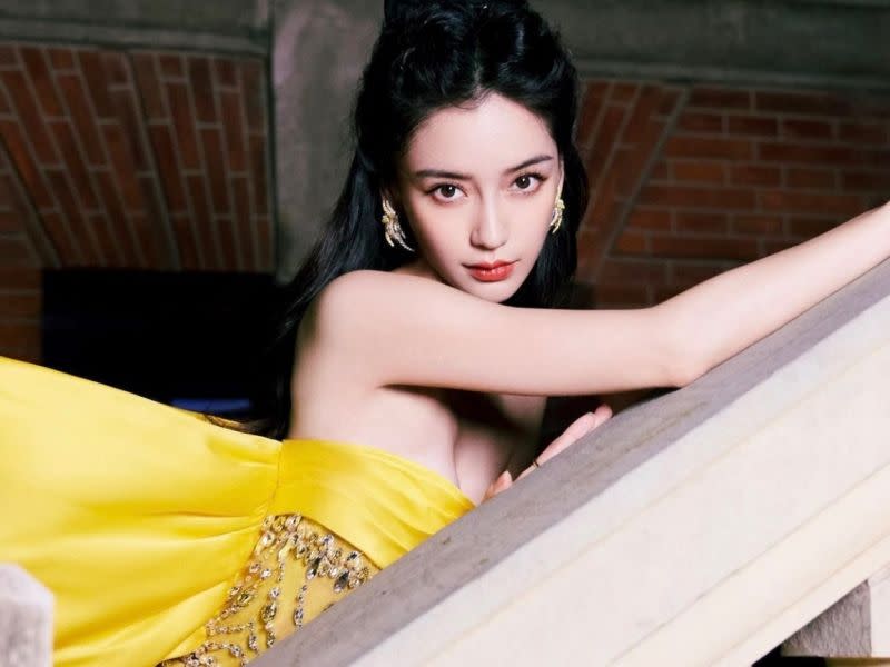 ▲Angelababy捲整形風波。（圖／Angelababy IG）